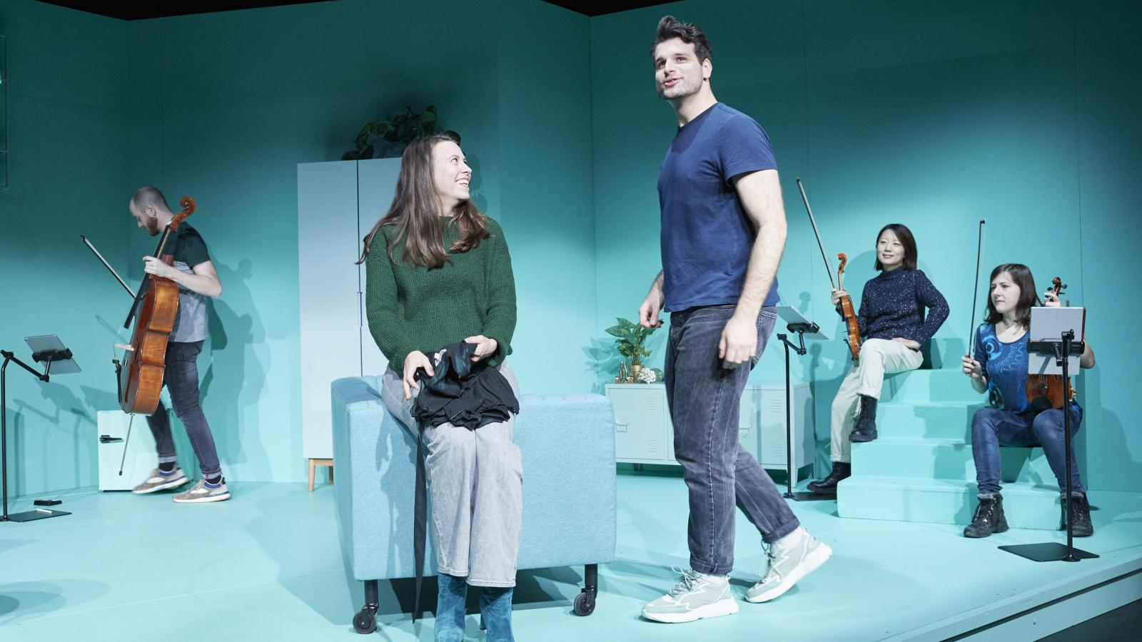 Theater Regensburg Magazin Was macht AS ONE so besonders?